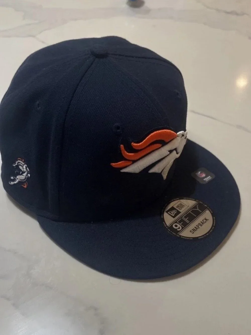 New Era Denver Broncos 9Fifty Basic Navy Adjustable Snapback Hat Cap